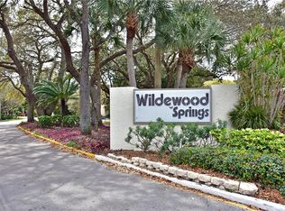 527 Lakeside Dr, Bradenton, FL 34210