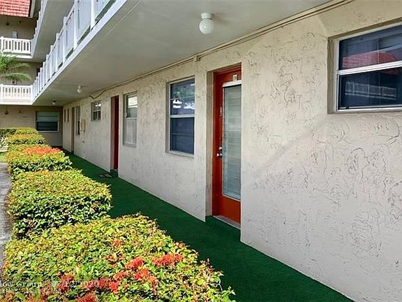 3rd image of 3774 Inverrary Blvd APT P108