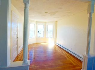 21 Hazel St #3, Salem, MA 01970