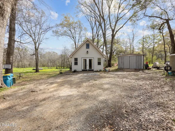 1046 Landrich Ln, Broussard, LA 70518