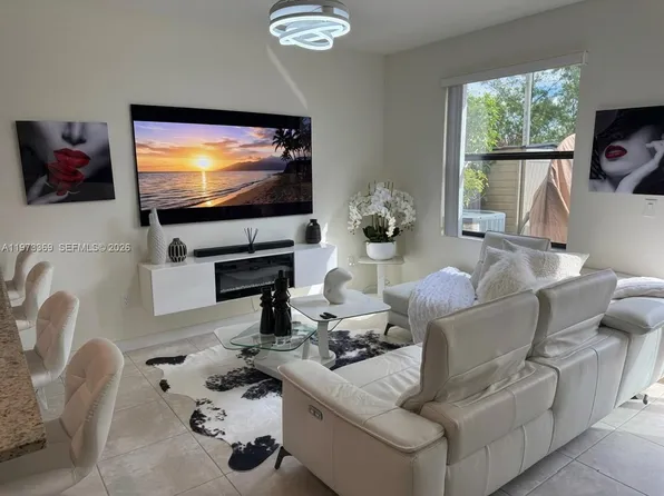 3400 W 92nd Pl, Hialeah, FL 33018