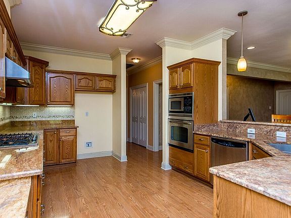 Spacious kitchen