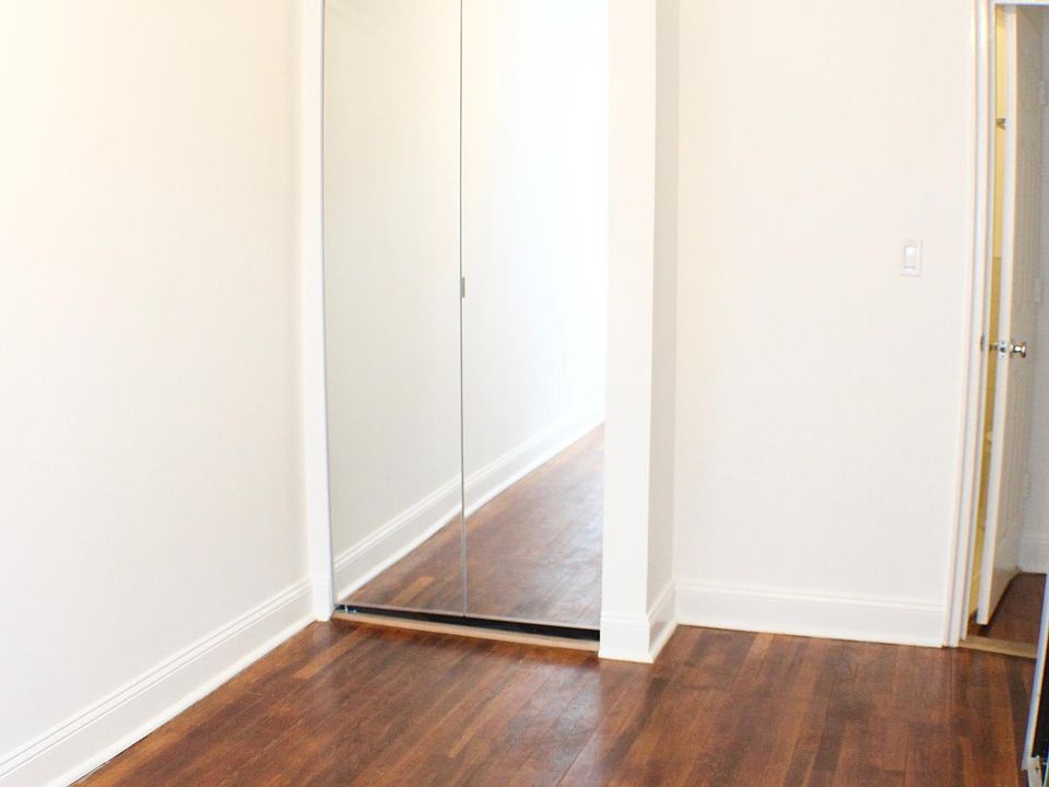 1st image of 2830 Wickham Ave #2