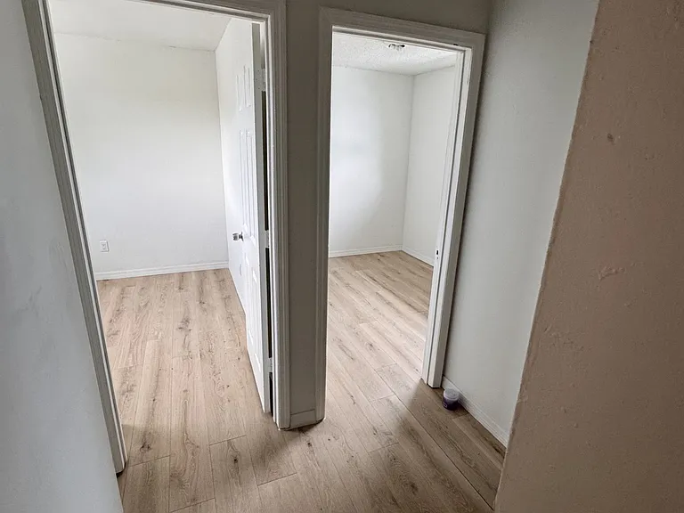 200 SW 20th Ave #2 — Photo 9