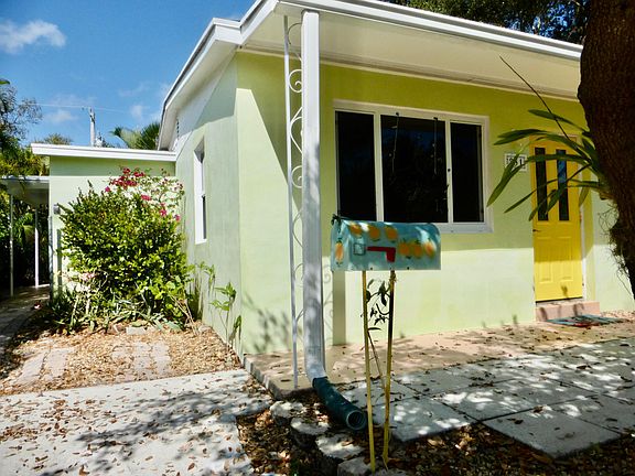 3rd image of 831 Biscayne Drive