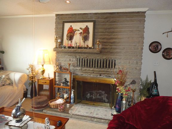 3rd image of 1337 Cloverdale Dr Unit 129