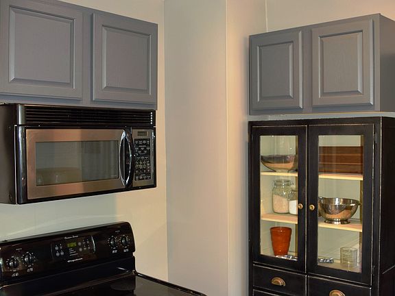 Stainless + Crown molding