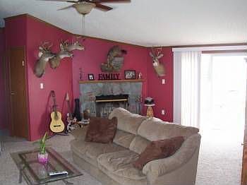 3rd image of 8584 Fieldstone Dr