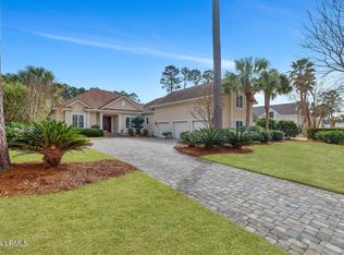 39 Farnsleigh Ave, Bluffton, SC 29910