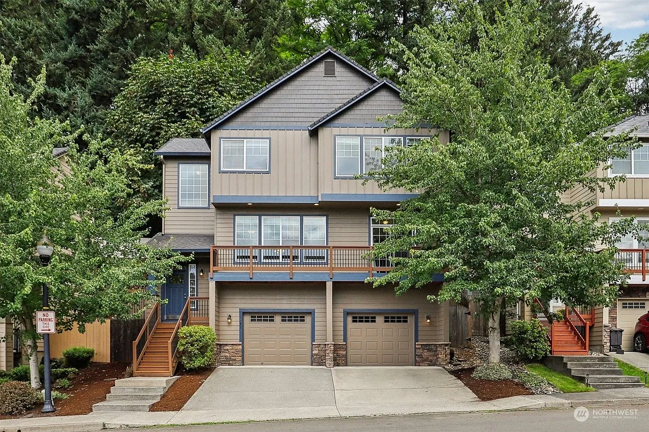 3 bed, 2.5 bath, 1901 sqft, $2,765 — Photo 1