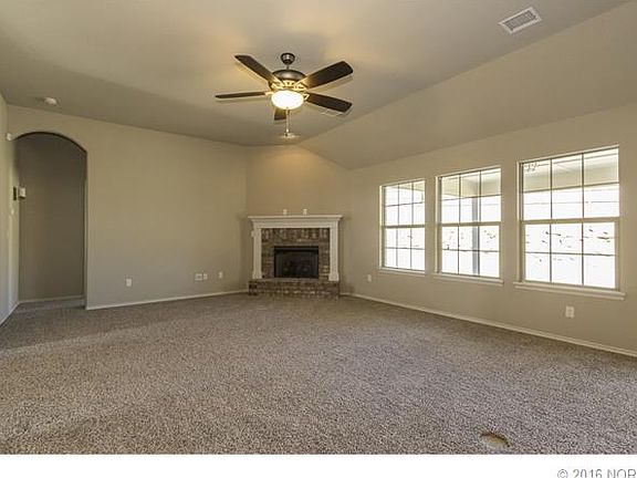4th image of 1515 W Keeling Ave
