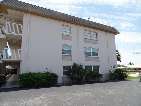 5th image of 4500 37th St S APT 110