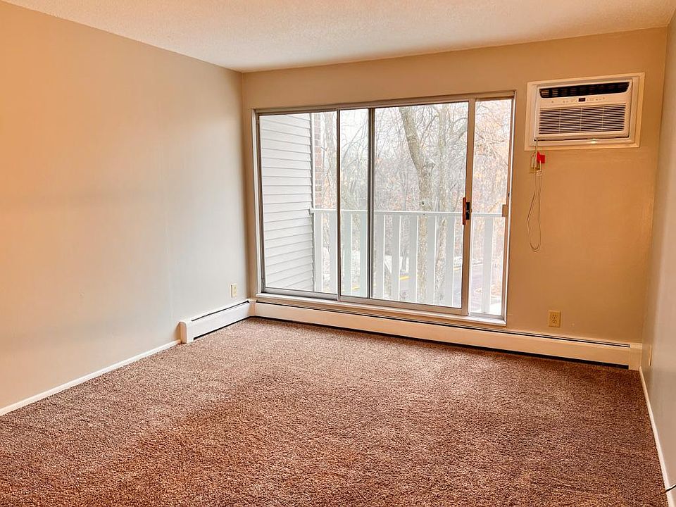 1st image of 1601 N Innsbruck Dr NE APT 229