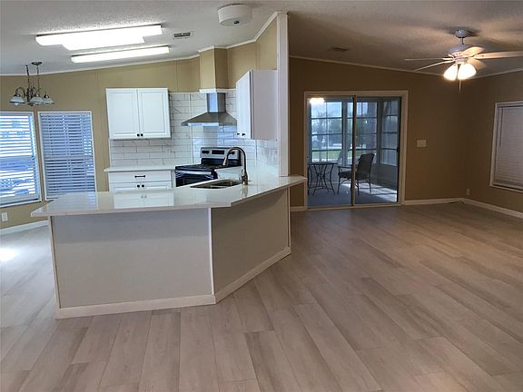 3rd image of 1703 SW 35th Circle