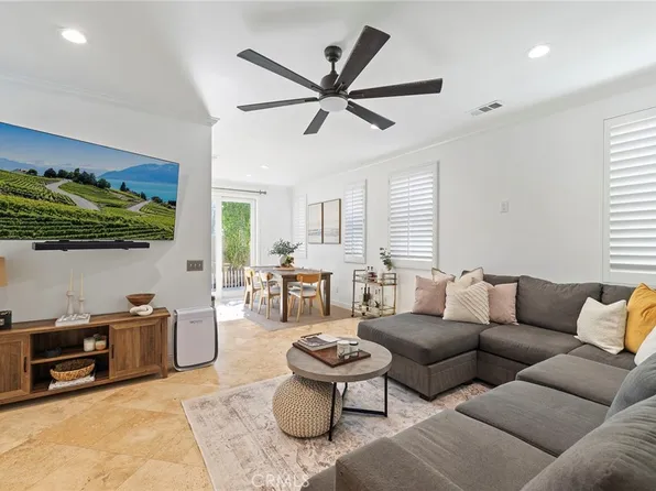 54 Calle De Los Ninos, Rancho Santa Margarita, CA 92688