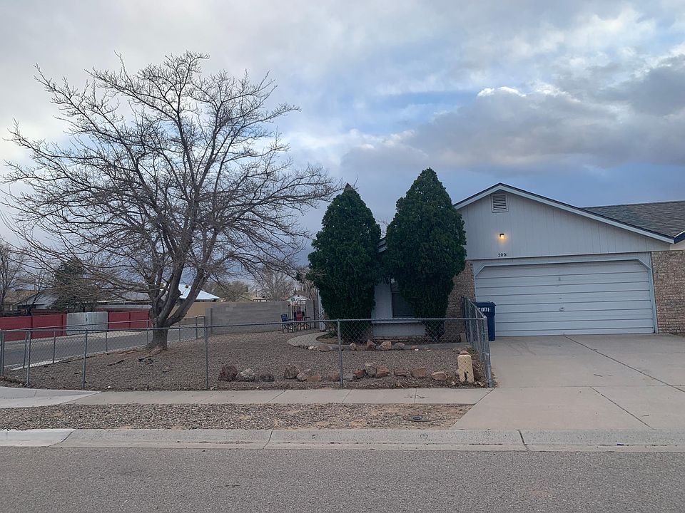 2nd image of 2001 Gomez Ct SW