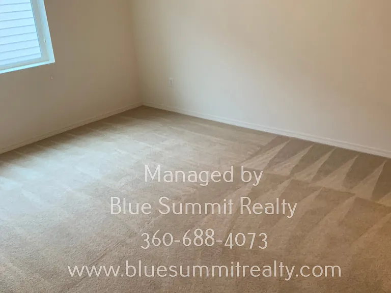 4349 McKinley St NE — Photo 13