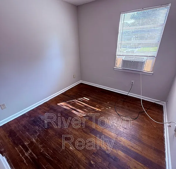 4427 Ryan St — Photo 9