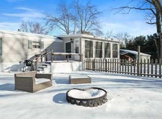 54 Ems B44 Ln, Leesburg, IN 46538