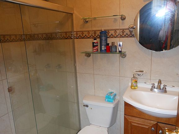 2nd image of 1353 E 91st St APT 402R