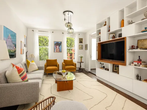 386A 12th St, Brooklyn, NY 11215