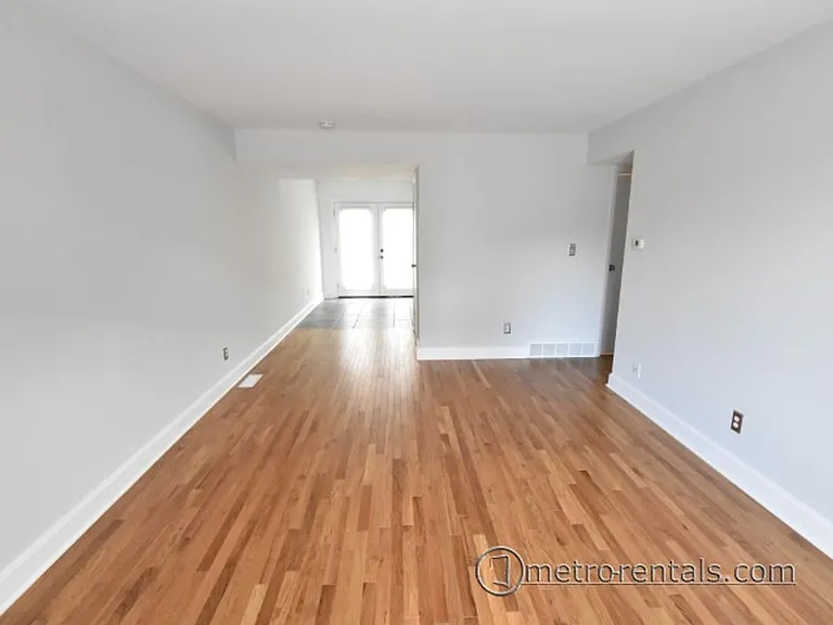 4868-4869 E Moreland Dr #4871 — Photo 5
