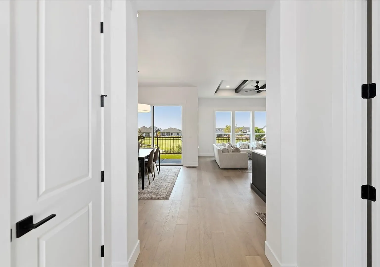 Brand New 3 Bed 2 Bath On A Golf Course — Photo 4
