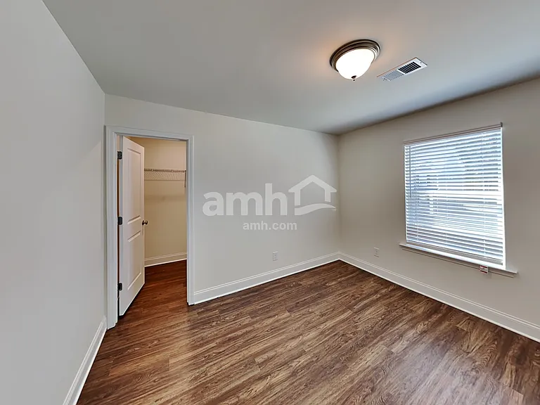 216 Rivulet Dr — Photo 17