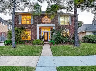 2810 Hollow Creek Dr, Houston, TX 77082