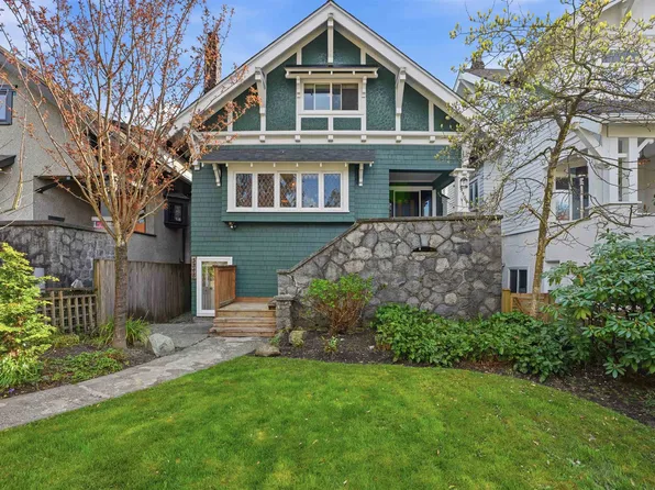 3350 W 3rd Ave, Vancouver, BC V6R 1L4