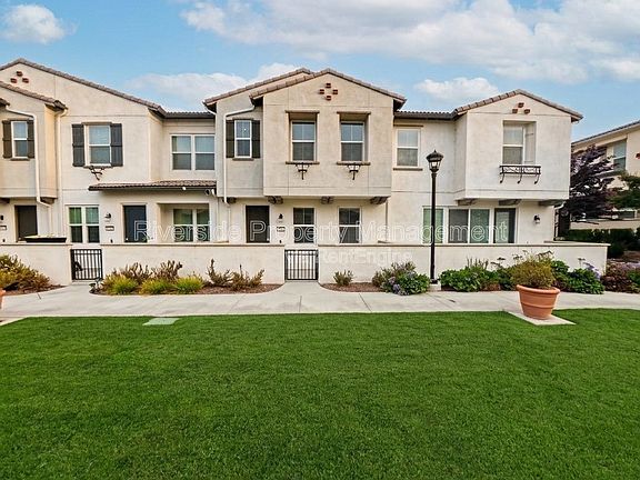 2nd image of 14552 Sienna Pl