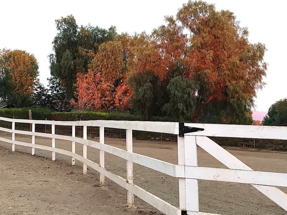 1st image of 14373 White Star Ln