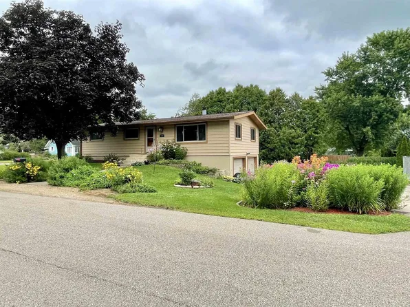 1120 South Street, Black Earth, WI 53515