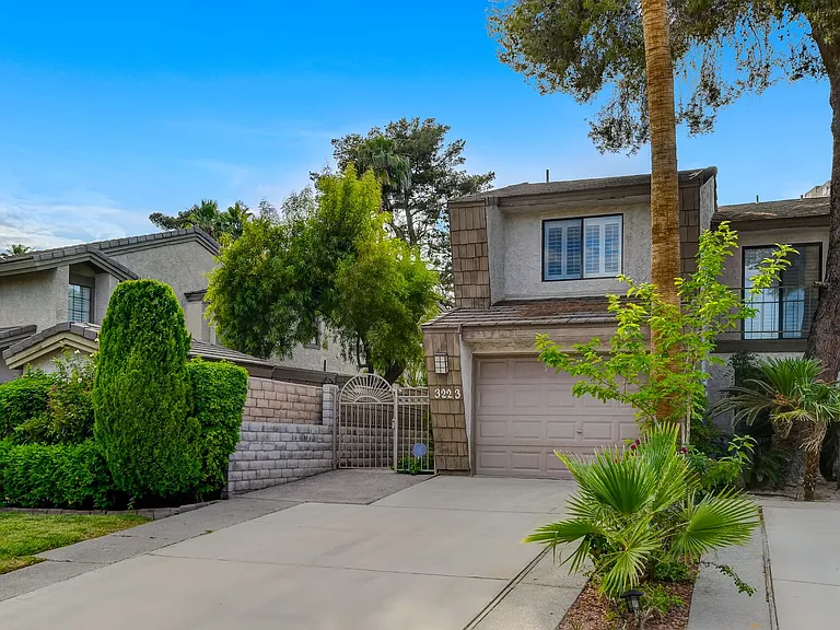 3223 Pinehurst Dr — Photo 3