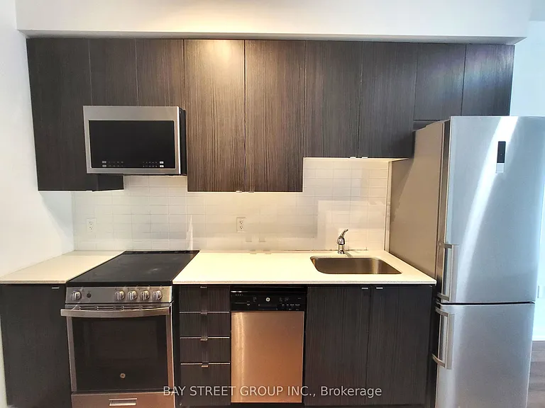2433 Dufferin St #206 — Photo 9