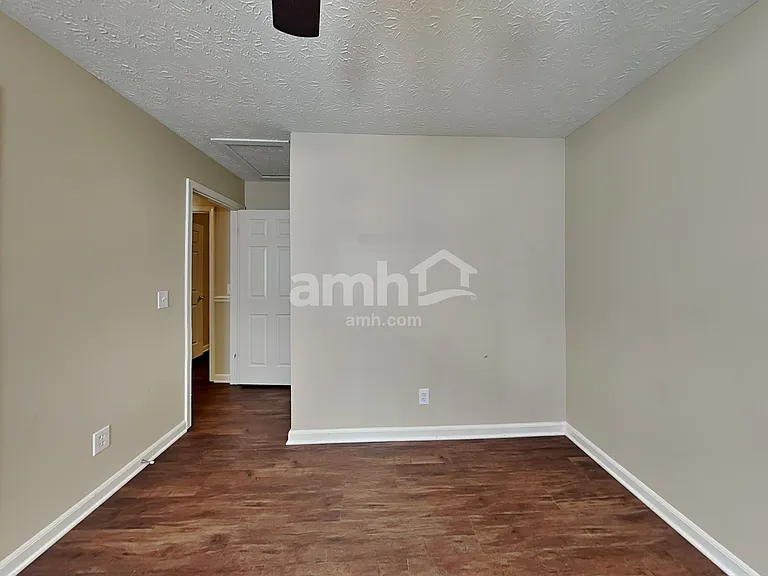 2617 Marleigh Farm Dr — Photo 16