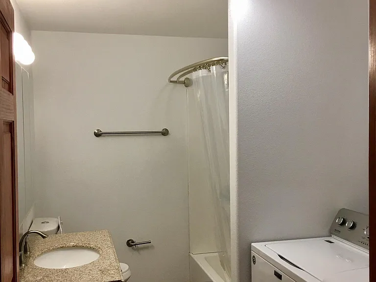 295 Cross Way — Photo 7