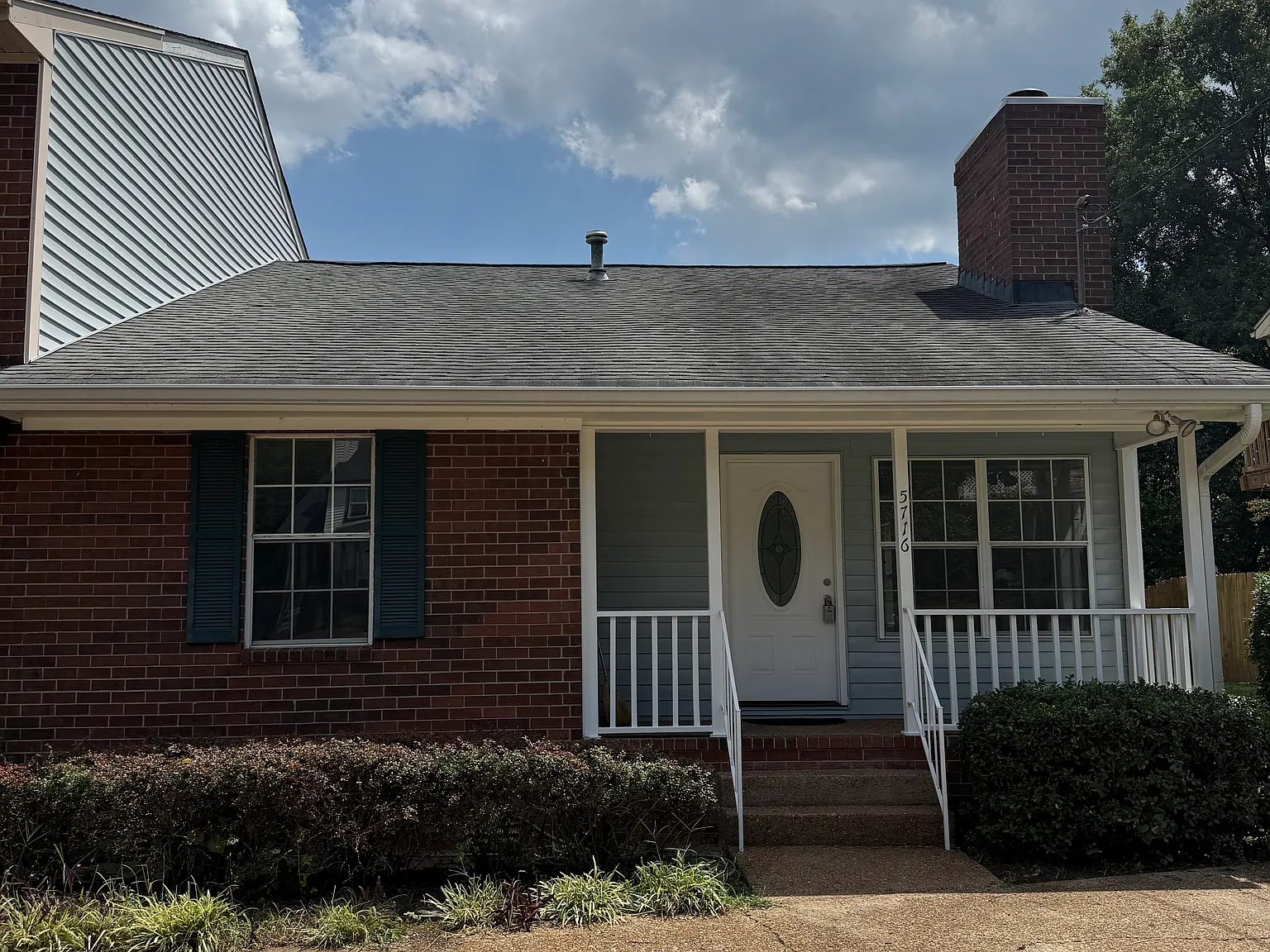 2 bed, 1245 sqft, $1,800 — Photo 2