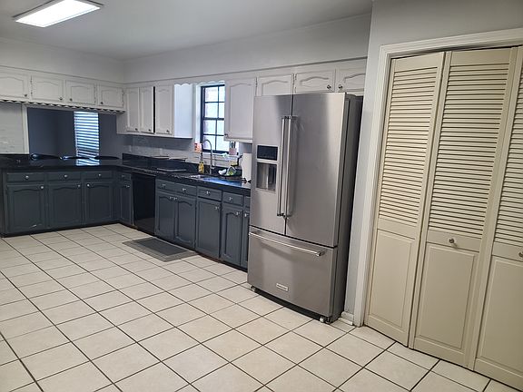 5th image of 4841 Antioch Blvd