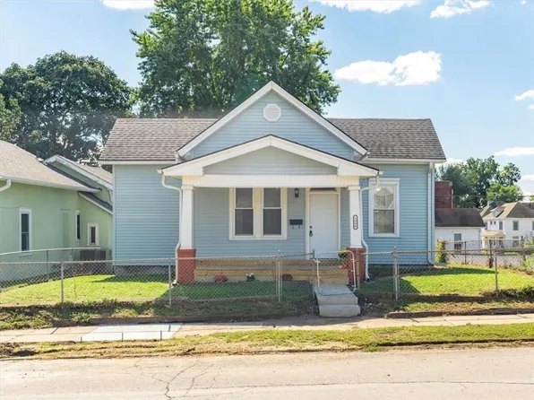 1006 Powell St, Saint Joseph, MO 64501