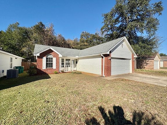 2nd image of 132 Wright Cir