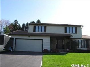 4964 Bryn Mawr Dr, Syracuse, NY 13215