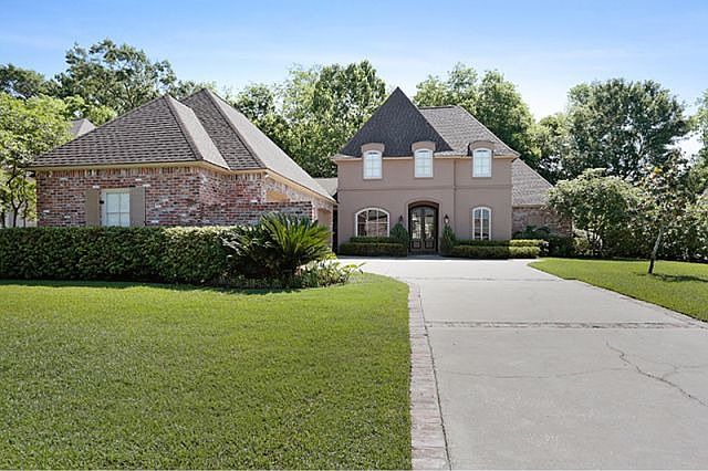 Stately Front /3 Car Garage
