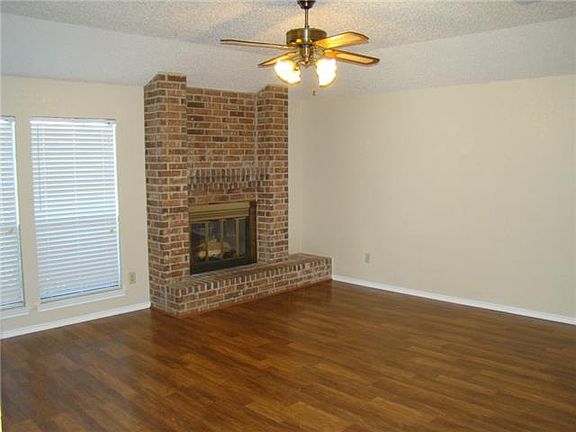 2nd image of 621 Daniels Dr