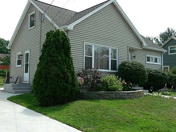 2nd image of 1517 W 43rd St