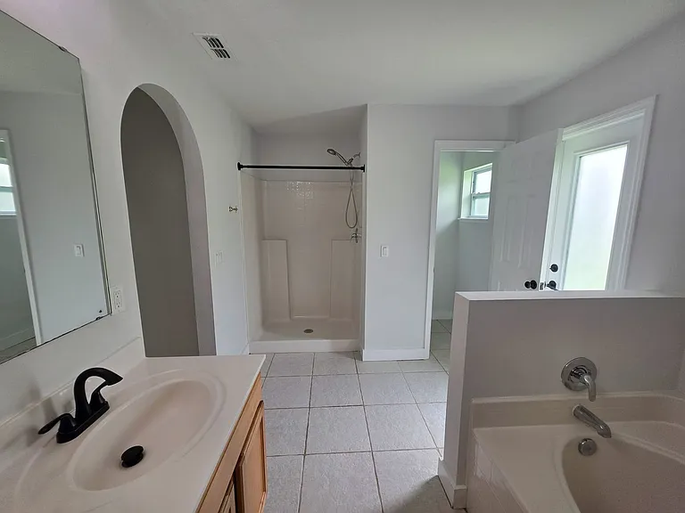 5230 Compass Pointe Cir — Photo 33