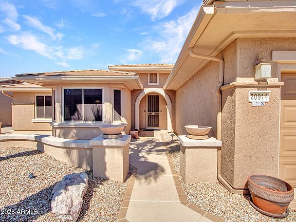 4th image of 20914 N BARBERRY Lane