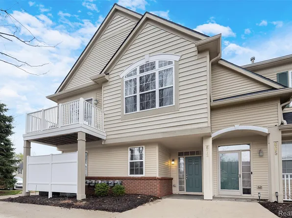 673 Abbington Ct, Howell, MI 48843