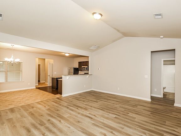 5th image of 2960 Nairn Ct