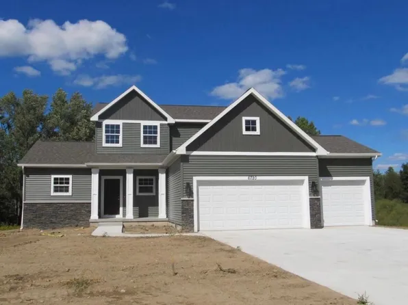 120 Boyce Dr, Brooklyn, MI 49230